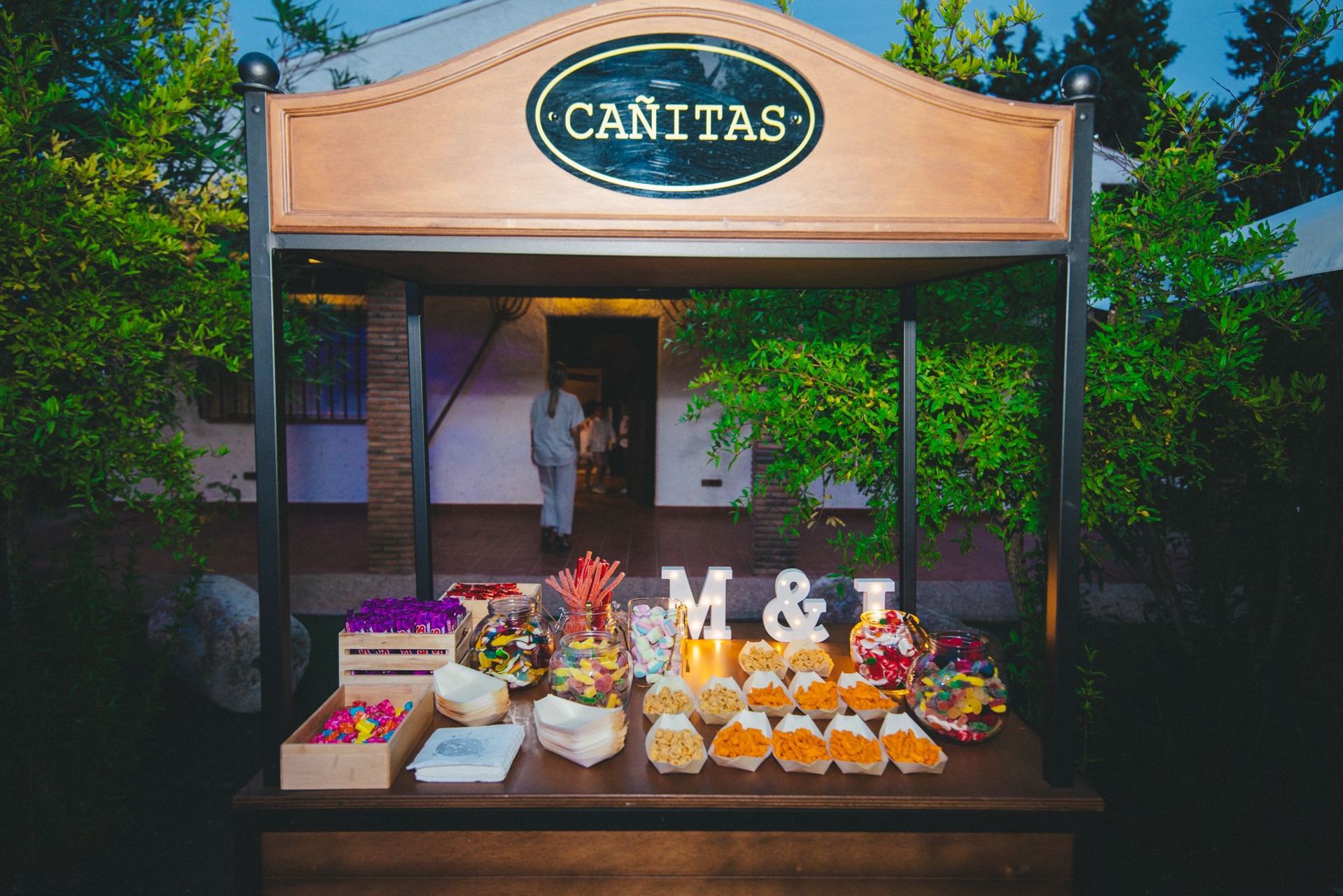 Estación gastronómica de Cañitas en una boda